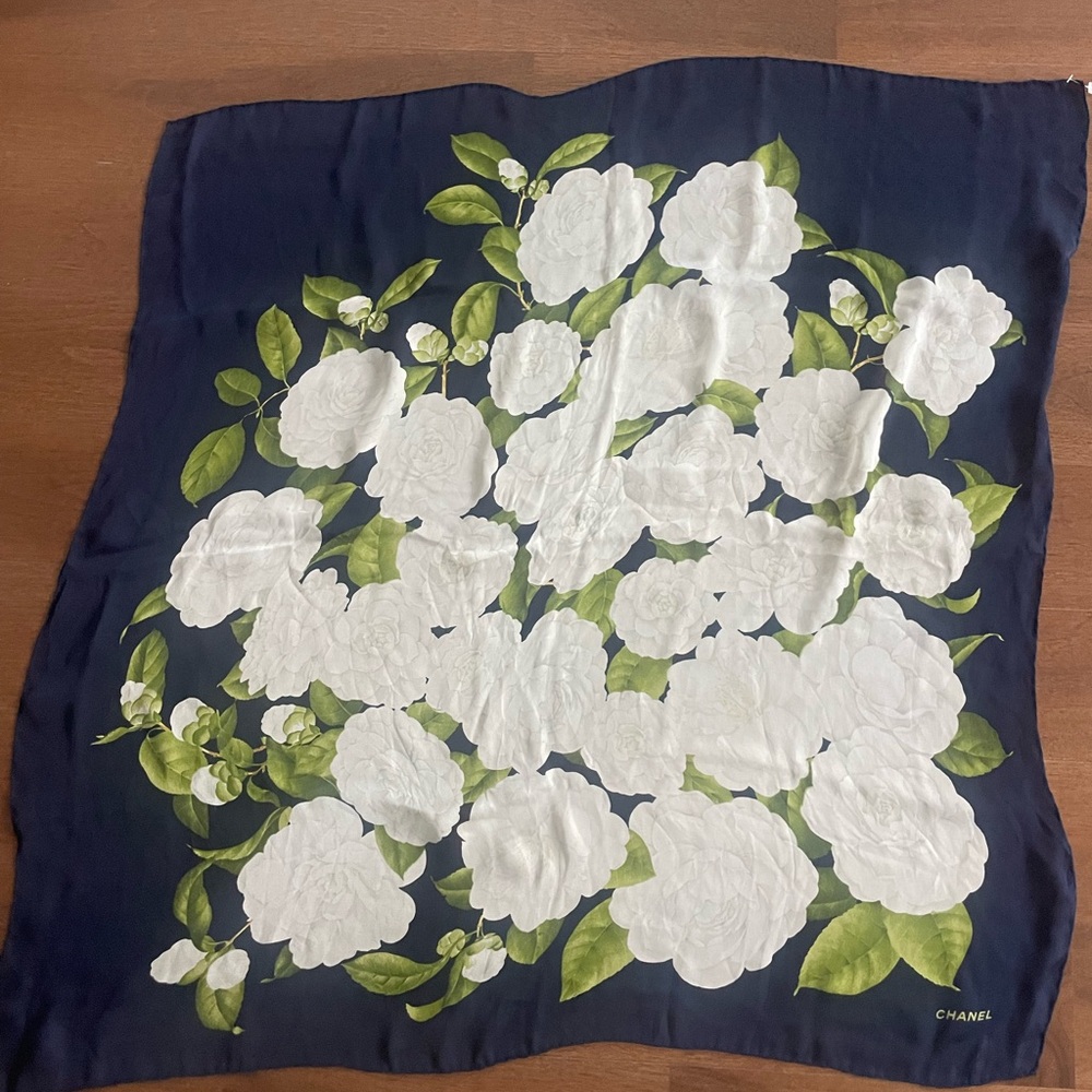 CHANEL Navy and White Floral Scarf - Picture 3 of 4
